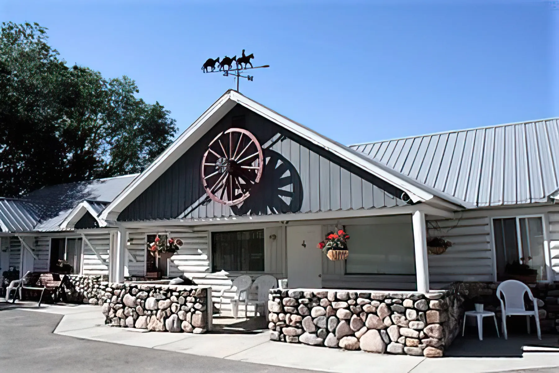 Wagon Wheel Motel and RV Park